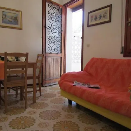 Three-room In A Nice With Garden - Beach Place Included Ferienhaus Bibione